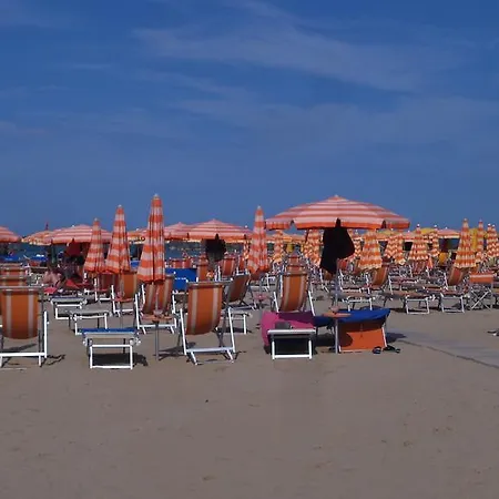 Altis 3* サン・ベネデット・デル・トロント