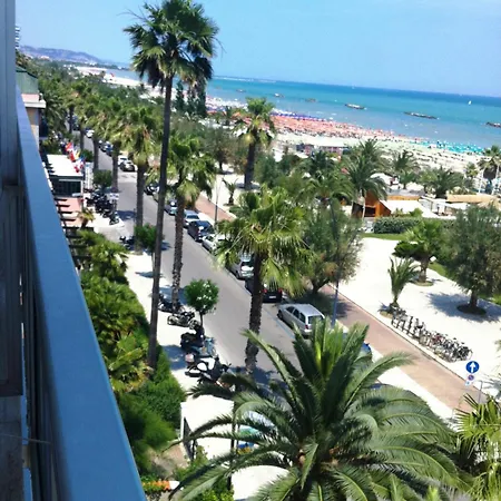 Hotel Altis