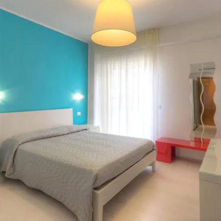Hotel Altis