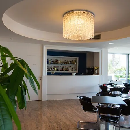 Hotel Altis 3*