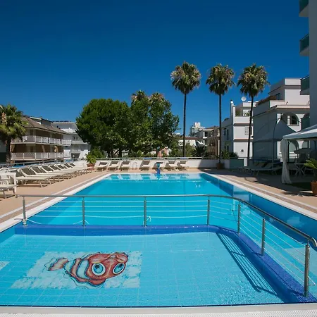 Hotel Altis
