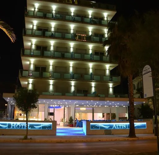 Altis 3*